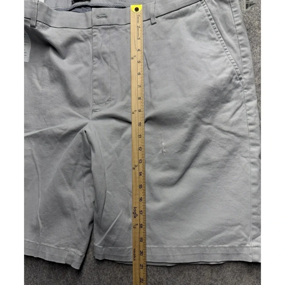 IZOD Men's Size 42 SALTWATERChino‎ Shorts Relax Stretch Beige